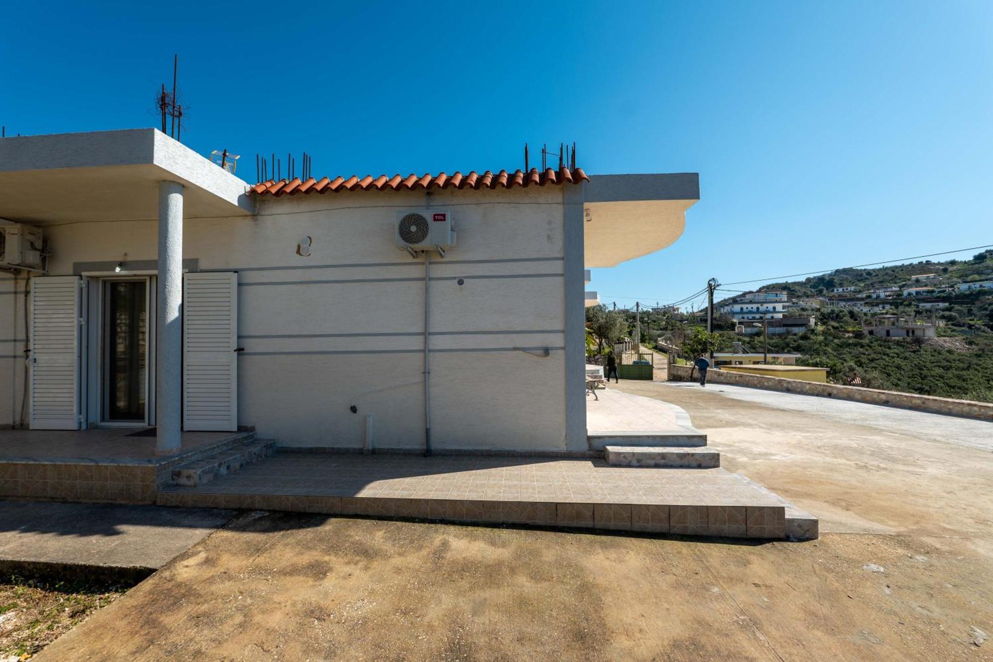 Vila Celi Sarande Luaran gambar