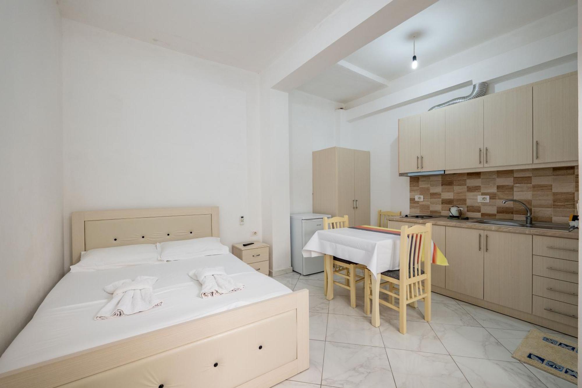Vila Celi Sarande Luaran gambar