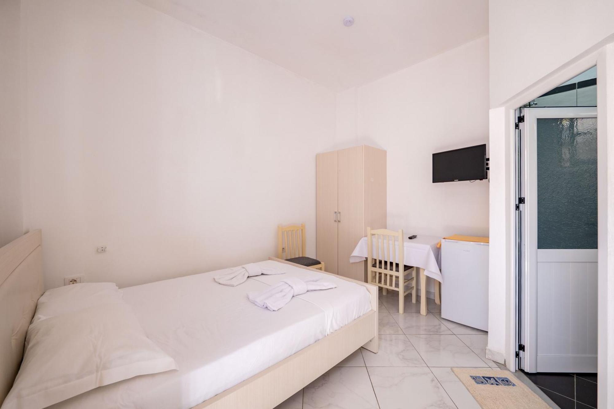 Vila Celi Sarande Luaran gambar